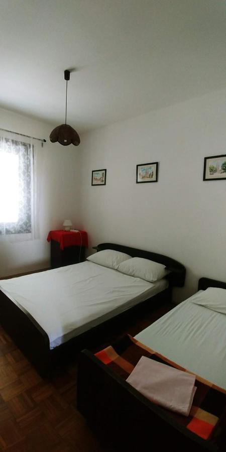 Apartman Ana 무르테르 외부 사진