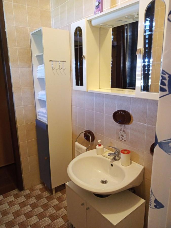Apartman Ana 무르테르 외부 사진