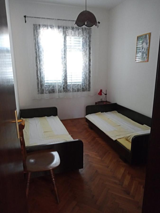 Apartman Ana 무르테르 외부 사진